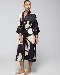 Satin Midi Robe - Soma Elegant Summer Silk Robe, Elegant Silk Summer Robe, Elegant Open Front Daywear Robe, Silk Evening Robe With Kimono Sleeves, Silk Robe With Kimono Sleeves For Evening, Chic Silk Kimono For Lounging, Chic Silk Kimono For Loungewear, Silk Evening Robe For Spring, Satin Kimono For Daywear