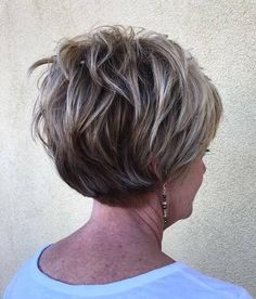 over+long+pixie+hairstyle Short Choppy Haircuts, Chic Short Haircuts, Long Pixie Hairstyles, Choppy Haircuts, Short Hairdos, Choppy Hair, Short Choppy Hair