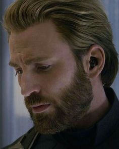 Chris Evan Hairstyles, Steve Rogers Haircut, Captain America Long Hair, Chris Evans Blonde, Steve Rogers Beard, Chris Evans Hair, Chris Evans Hairstyle, Chris Evans Long Hair