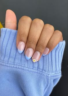 White French Tip Spring Nails, Simple Spring Nails French Tips, Short French Nails Different Colors, Colorful Gel French Tips, Blue Tips With Flowers Nails, Summer Short Round Nails, Nail Designs Clear Base, Blueberry Milk Nails French, Blue French With Flowers Nails