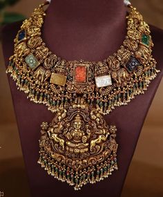 Temple Jewellery Necklace, Temple Jewelry Necklace, Antique Necklaces Design, Gold Earrings Models, Indian Bridal Jewelry Sets, Bridal Jewelry Vintage, Bridal Jewellery Design, Temple Jewelry