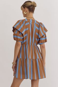 True to size, I am an 8/10 wearing a medium. Toffee & aqua 100% cotton striped dress with pockets. Small 4-6Medium 8-10Large 12-14 Boutique Warehouse, Cotton Stripe Dresses, Line Print, Mocha Mousse, Knot Dress, Artful Home, Striped Mini Dress, Sewing Design, Summer Chic