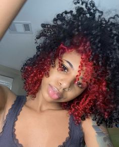 Underdye Hair, Peekaboo Hair Colors, Dyed Curly Hair, Split Dyed Hair, Highlights Curly Hair, Peekaboo Hair, Red Curly Hair, Dyed Hair Inspiration, Colored Curly Hair