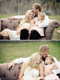 just got a couch identical to this but, lighter Outdoor Family Photography, Family Inspiration, Foto Poses, Family Posing, Family Photo Sessions, Family Outdoor