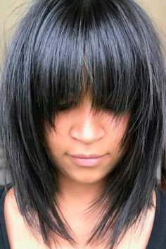 20 Fresh and Fun Ideas For Medium Layered Haircuts Full Fringe Hairstyles, Haircuts Trendy, Medium Layered Haircuts, Medium Layered, Fringe Hairstyles, Short Hair Color, Shag Haircut, Medium Hair Cuts, Trendy Short Hair Styles