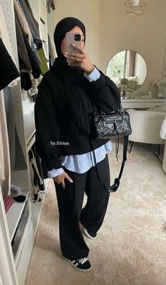 Hijab Smart Outfit, Hijabi Sixth Form Outfits, Winter Outfits Hijab Style, Hijab School Outfit, Fall Outfits Hijab, Voile Outfit, Outfit Hijab Winter, Hijab Outfit Winter