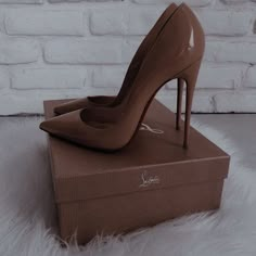 Elegant Shoes Heels, Pretty Heels, Fancy Heels, Trendy Heels, High Heel Dress, Classy Shoes