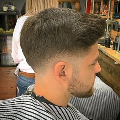 Professional Hairstyles For Men, Gentleman Haircut, Hair Myth, Professional Haircut, Taper Fade Haircut, Haircut Types