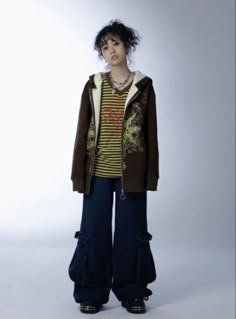 Y2k Aesthetic Fashion Grunge, Aesthetic Harajuku Outfit, Outfit Inspo Japanese Streetwear, Japanese Streetstyle 90s, Y2k 90s Fashion Grunge, Grunge Acubi Fashion, Japanese 200s Fashion, Grunge Harajuku Street Style, Japanese Grunge Outfits