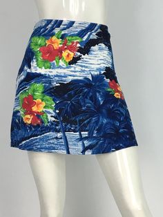 "Bright colourful Hawaiian printed mini skirt, great for beach cover up, stretch material.  No tag but i believe it's polyester with some percentage Lycra as it's extremely light weight and stretchy. mannequin measures 5ft 8\", bust 34\", waist 25\", hip 33\" Measurements:  waist 12.5\"/hip 17\"/length 17.5\" Please note that vintage clothing sizes can vary greatly.  The Measurements provided are taken with garment lying flat.  I suggest taking a similar garment from your wardrobe and measure it while lying flat.  This way you can compare measurements.   Please note buyer is responsible for any duties, taxes or customs clearance fees imposed by their country. Be sure to check in often as new gems are added daily.. **all sales are final." Business Sweaters, Business Casual Womens Fashion, Hats Christmas, Dresses Business, Outfits Floral, Printed Mini Skirt, Fashion College, Dresses Winter, Fashion Everyday