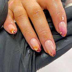 follow me @pinnedbykaii College Nails, Subtle Nails, Washing Hands, Nails Aesthetic, Protest Signs, Summery Nails, Minimalist Nails, Nail Art Ideas, Manicure Y Pedicure