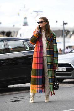 Autumnal Fashion, Chic Wardrobe, Chic Coat, Color Season, Ootd Inspo, Plaid Coat, Fashion Hacks Clothes, Clothing Hacks, Winter 2023