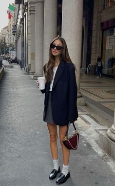 Navy blue blazer, grey mini skirt, white T-shirt, socks, loafers | Back to office outfits, back to work outfits, office outfits, corporate attire, fall outfits, autumn outfits Corporate Girl, Internship Outfit, Chunky Loafer, Mode Ulzzang, Summer Office Outfits, Ss 2024, Smart Casual Work Outfit, Work Fits, Mode Zara