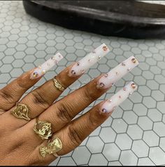 Milky White Nails, Tiny Nails, Nailart Ideas, School 90s, Milky Nails, Long Acrylic Nail Designs, Polygel Nails, Exotic Nails