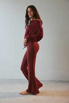 So soft Out From Under knit lounge pant in a cozy relaxed flare silhouette. Designed in a soft & stretchy jersey knit featuring a low-rise, elasticated drawstring waistline and kick-flare hem for an effortless vibe. Only at Urban Outfitters. Features Out From Under Easy Does It Cozy flare lounge pant Low rise lounge pant Soft and stretchy jersey knit Cozy soft feel Low rise waistline with drawstring tie Fitted through waist, hips and thighs Slim flare fit Full length Pull-on construction UO excl Flare Lounge Pants, Cute Lounge, Easy Does It, Cozy Pajamas, Flare Pant, Kick Flares, Cozy Knit, Knit Pants, Cozy Knits