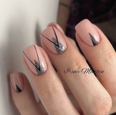 Feather Nails, Nail Art Designs Diy, Nail Art Designs Videos, Gold Nails, Trendy Nails, Beauty Nails, Christmas Nails, Short Nails, Beautiful Nails