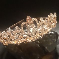 Wedding Special Occasion Head Dressing Nwot Quince Crowns Champagne, Royal Blue And Gold Quinceanera Crown, Pink Birthday Crown, Pink And Gold Quince Crown, Rose Gold Quince Ideas, Rose Gold Quince Crown, Pink Crown Quince, Quince Inspo Decor, Quincenera Crown