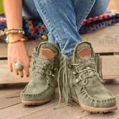 Category:Boots; Upper Materials:PU; Embellishment:Tassel; Season:Fall,Winter; Heel Type:Flat Heel; Gender:Women's; Activity:Walking; Toe Shape:Round Toe; Type:Booties Ankle Boots; Style:Vintage,Casual; Heel Height(inch):1-2; Outsole Materials:Rubber; Occasion:Daily,Outdoor; Closure Type:Lace-up; Pattern:Solid Colored; Production mode:Self-produce; 2024 Trends:Tassel Shoes,Cowboy Boots,Plus Size; Foot Length:; Foot Width:; Size chart date source:Provided by Supplier.; US Size:null; UK Size:14.5; Bohemian Boots, Cowboy Shoes, Boho Boots, Boots For Short Women, Orthopedic Shoes, Canvas Boots, Leather Lace Up Boots, Winter Boots Women, Fashion Mode