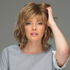 Shag Hairstyles, Shag Haircut, Penteado Cabelo Curto, Hairstyles Over 50, Synthetic Wig, Shoulder Length Hair, Layered Hair