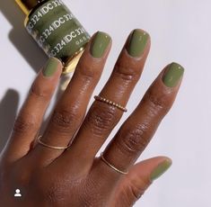 Green Nails Simple Short, Pastel Nail Color Ideas, Classy Mani Pedi Combos, Dnd Green Gel Polish, Matcha Green Nails, Sage Green Nail Ideas, Short Green Nails, Green Nails Short, Marriage Saree