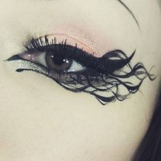 Goth Eye Makeup, Eyeliner Eyelashes, Eyeliner Designs, Cute Eye Makeup, Makeup Face Charts, Graphic Makeup, Swag Makeup, Smink Inspiration, Ethereal Makeup