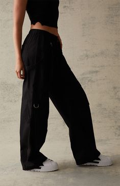 The Strappy Cargo Pants from PacSun keep you feeling comfortable and looking cool this season. These classic pants sit low on the wait and get updated with strappy cargo side pockets a stretchy elastic waist and a full-length relaxed leg. 


	Solid color pants
	11" rise
	31" inseam
	Adjust the rise with the drawcord
	Goes from low-rise to high-rise
	Lightweight fabric
	Elastic waistband
	Side hand pockets
	Strappy cargo side pockets
	Full-length relaxed leg
	100% cotton
	Hand wash Leg Machines, Color Pants, My Mobile Number, Solid Color Pants, Classic Pants, The Rise, Pacsun, Lightweight Fabric, Cargo Pants