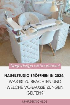 Du möchtest ein Nagelstudio eröffnen und brauchst einen Überblick, was du alles benötigst und welche Kosten auf dich zukommen? Als langjährige Nageldesignerin zeige ich dir alles zum Thema: „Wie eröffne ich erfolgreich ein Nagelstudio?“: Mit Pinsel in der Hand und Glitzer im Blut teile ich nicht nur Ratschläge, sondern auch meine eigene Reise, um dich auf dem Weg zu deinem eigenen kleinen Nagel-Paradies zu begleiten. Lass uns zusammen den Traum von bunten Nägeln und einem erfolgreichen Nagelstudio Wirklichkeit werden lassen! Sei gespannt auf hilfreiche Tipps, Inspiration und jede Menge Nagelliebe! 💖💅🏼💖 Home Salon, Starting A New Job, Drawing Room, Beauty Room, Career Advice, Business Motivation, Nail Salon, Beauty Nails, Starting A Business