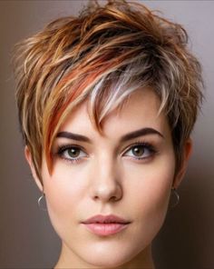 Short Bob Asymetric Hairstyles, Pixie Haircut With Highlights, Shaggy Pixie Bob, Long Layered Bob Hairstyles, Shaggy Pixie, Jeans Crafts, Asymmetrical Pixie Cuts, Pixie Bob Hairstyles