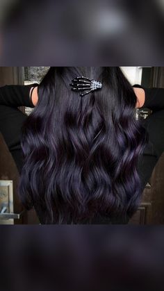 Dark Hair Balyage, Violet Black Hair Color, Violet Black Hair, Merlot Hair Color, Dark Hair Color Ideas, Purple Black Hair, Dark Purple Hair Color, Dark Hair Color, Purple Hair Highlights