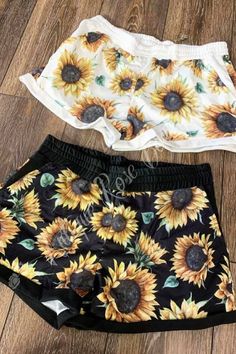 We all need those super comfy but yet cute shorts to lunge around! These sunflower shorts are perfect for that and more! These are a French Terry short. This French Terry fabric is what the comfiest sweatshirts and lounge wear are made from. You'll love these! They run true to size. Material: 95% Cotton / 5% Polyester ** FINAL SALE - See Policy HERE ** Sunflower Pajamas, Country Pajamas, Girls Boots Outfit, Sunflower Clothes, Western Outfits For School, Country Shorts, Ariat Clothing, Western Shorts, Camo Prom Dresses