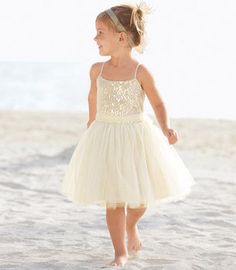 flower girl Beach Flower Girls, Beach Flower Girl Dresses, Marriage Material, Child Fashion, Ivory Flower Girl, Girls Tutu Dresses, Ivory Flower Girl Dresses, Satin Headband