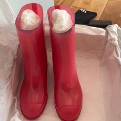 Great Condition Chanel Rain Boots, Shoes Chanel, Chanel Pink, Pink Chanel, Chanel Shoes, Winter Rain, Rain Boots, Chanel, Women Shoes