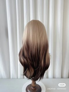 Blonde Hair With Black Tips, Pretty Hair Cuts, Hair Color Underneath, Cool Blonde Hair, Dyed Hair Inspiration, Spring Hair Color, Pretty Hair Color, Hair Stylies, Haircuts Straight Hair