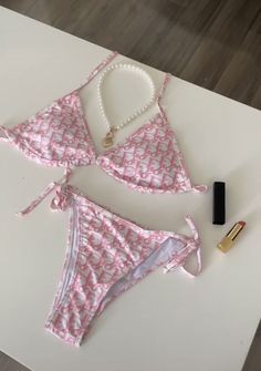 Designer Brand Clothes, Dior Swimsuit, Stile Hijab, Cute Bathing Suits, Looks Street Style, Cute Swimsuits, Everything Pink, U Neck