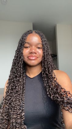 @brianneglyn on tiktok & ig, summer hair inspo, summer braids, summer twists, passion twists, mini passion twists, beauty, nude makeup inspo, soft glam, natural makeup, bold lip, protective hairstyles on black women, model, ig pic inspo, african woman, african hairstyles, selfie inspo, #beauty #hair #passiontwists #makeup #blackwomen #prettywoman #fallhairinspo Braids For Black Women Different Colors, Mini Passion Twists Hairstyle, Medium Passion Twists, Twists Hairstyles For Black Women, Small Passion Twists, Makeup Bold Lip, Passion Twists Braids, Soft Glam Natural Makeup, Mini Passion Twists