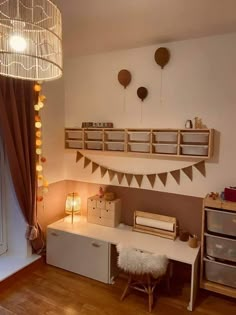 a child's room decorated in neutral colors