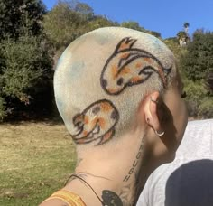 Shaved Head Designs, Short Dyed Hair, Hair Colour Design, Dyed Hair Men, Shaved Hair Designs, Buzzed Hair, Hair Tattoo, Scalp Micropigmentation, Bald Hair