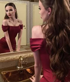 Vestidos Color Vino, Prom Dresses With Lace, Burgundy Prom Dresses, Burgundy Prom, Robes Glamour, Dresses With Lace, Preppy Dresses, Burgundy Prom Dress, Prom Dress Inspiration