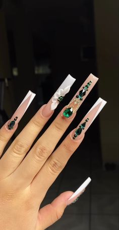 Quince Nails, Quinceanera Nails, Acrylic Nails Nude, Emerald Nails, Green Acrylic Nails, Green Nail, Simple Acrylic Nails