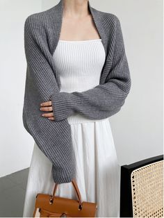 DETAILS
Composition: 70% Viscose, 30% Elastane
Design: Plain
Style: Casual, Simple
Thickness: Warm
Material: Knit
Occasion: Leisure Knitted Scarf With Sleeves, Gray Cardigan Outfit, Shrug Outfit, Shrug Scarf, Knitted Shrug, Knitting Cardigan, Gray Fashion, Wardrobe Capsule, Knit Shrug