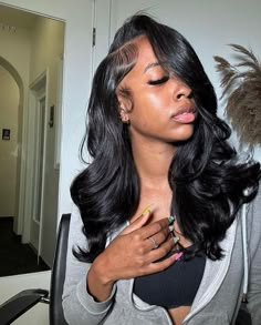 Side Part Layered Hair Black Women, Curls Layers, Twisted Hair, Dyed Hair Inspiration, Mirror Pics, Flat Iron Hair Styles, Quick Weave, Hot Hair Styles