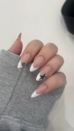 8 ball nails Quirky Nail Ideas, Nail Inpos Ideas Almond, Nail Template Almond, Cute Nails To Get, Cobra Kai Nails, Yankee Nails Designs, Pink 8 Ball Nails, Nail Inspo 8 Ball, Eightball Nails