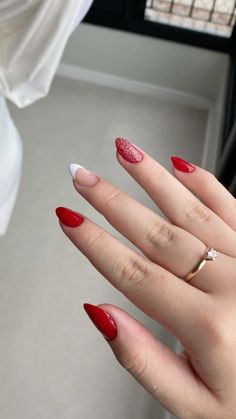 Christmas Nails Easy, Xmas Nails, Chic Nails, Stiletto Nails, Perfect Nails, Nude Nails, Blue Nails, Nail Designer, Trendy Nails