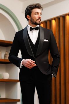 Groom's Guide to Wedding Day Grooming: Trends and Tips for 2024 Men Tuxedo Wedding, Tuxedo For Men Wedding, Tuxedo Suit For Men, Black Tuxedos, Wedding Suits Men Black, Blazer Waistcoat, Men Tuxedo, Groom And Groomsmen Suits, Wedding Tux