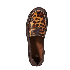 Style number: 10038413 Leopard hair upper Chocolate suede foot 3" shaft height Moc toe Side elastic stretch panels Slip-on silhouette EVA midsole Duratread™ outsole Ariat Cruisers, Leopard Print Hair, Western Shoes, Leopard Hair, Ariat Shoes, City Car, Judy Blue Jeans, Classic Leather, Soft Suede