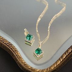 Emerald Necklace Gold, Dangle Cross Earrings, Emerald Green Necklace, Green Pendant Necklace, Gem Design, Jewelry Product Shots, Emerald Green Earrings, New Gold Jewellery Designs, Diamond Earrings Design