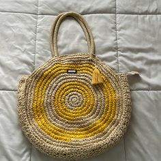 Brand New With No Tags Vintage Surf N Sand Beach Bag. This Bag Is Super Cute And In Amazing Condition Just The Tags Got Old And Fell Off. Great Rare Find! Casual Yellow Crochet Bag With Braided Handles, Casual Yellow Shoulder Bag With Braided Handles, Casual Yellow Shoulder Bag For Beach Season, Yellow Casual Straw Bag For Daily Use, Casual Yellow Straw Bag For Daily Use, Casual Yellow Crochet Bag For Summer, Yellow Casual Crochet Bag For Spring, Casual Yellow Crochet Bag For Spring, Yellow Beach Bag With Braided Handles For Beach Season