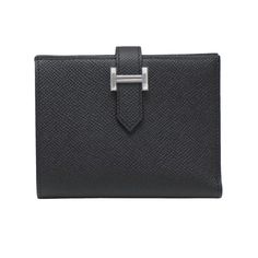 Used Hermes Bearn Compact Black (Silver Hardware) Epson B Stamp A267 Men's Women's (Sku: Gzl12o18) === General === Brand : Hermes === Design === Type : Wallet (Bi-Fold) Gender : Men,Women Material : Epsom Leather Color : Black === Size === Size (Hxwxd) : 9cm X 12cm X 2cm / 3.54'' X 4.72'' X 0.78'' === Included Items === Accessories : Box Accessories Notice : Before Purchasing, Please Refer To The Images Of The Accessories Included With The Item. === Condition === Condition : Opened (Never Used) Hermes Design, Hermes Accessories, Hermes Men, Box Accessories, Accessories Box, Woman Colour, Silver Hardware, Wallet Men, Luxury Branding