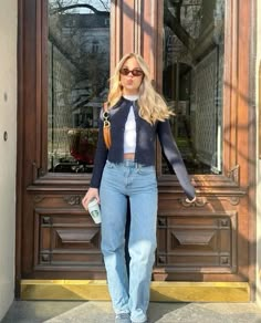 Sweden Spring Outfit, London Fits Spring, Outfits For Switzerland, Switzerland Aesthetic Outfits, Girl Next Door Aesthetic Outfit, Switzerland Outfit Summer, Switzerland Outfits, Switzerland Outfit, September Outfits