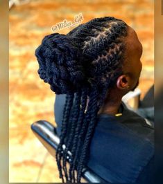 Half Up Half Down Locs Styles Men, Half Up Half Down Dread Styles Men, Half Up Half Down Loc Styles Men, Loc Barrel Style For Men, Neat Locs For Men, Dreadlock Man Bun, Loc Styles Men, Men Loc Extensions